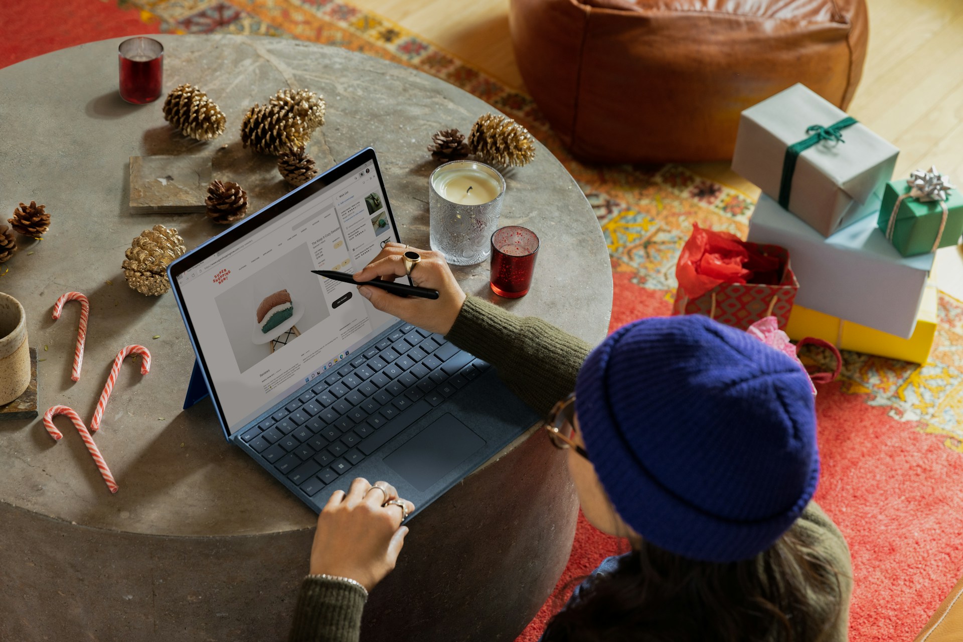 person managing their expenses on a laptop